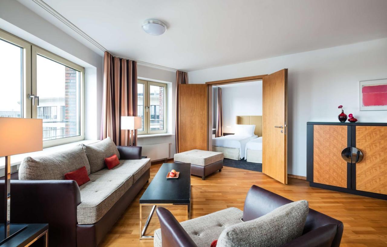 Lindner Hotel Frankfurt Main Plaza, Part Of Jdv By Hyatt Frankfurt am Main Ngoại thất bức ảnh