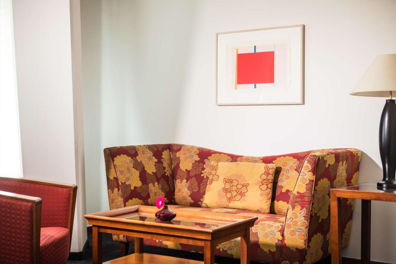 Lindner Hotel Frankfurt Main Plaza, Part Of Jdv By Hyatt Frankfurt am Main Ngoại thất bức ảnh