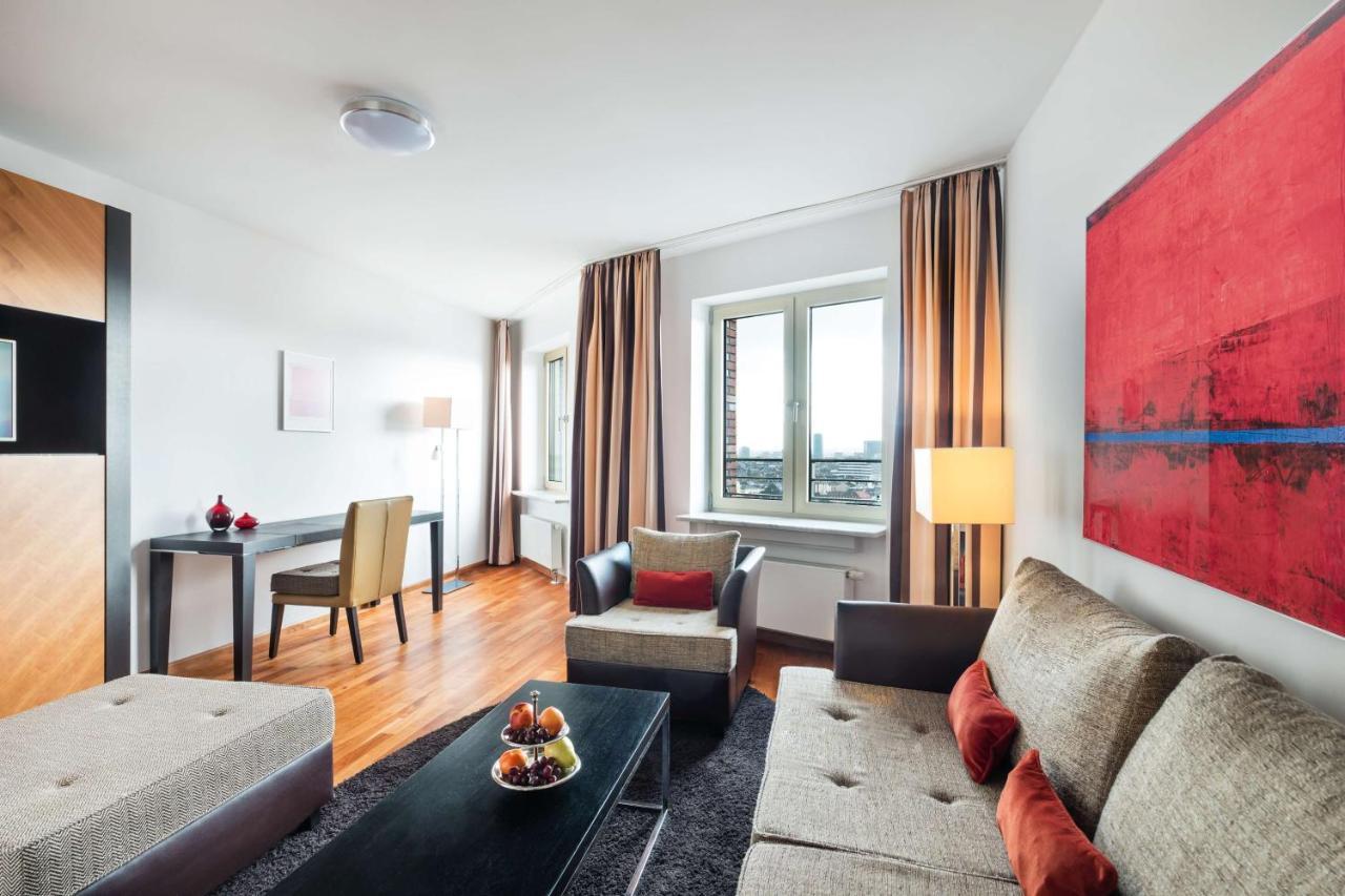 Lindner Hotel Frankfurt Main Plaza, Part Of Jdv By Hyatt Frankfurt am Main Ngoại thất bức ảnh