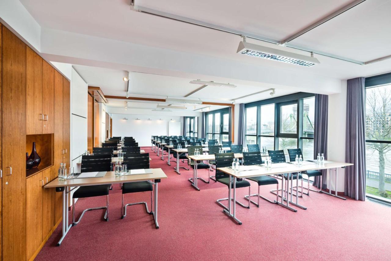 Lindner Hotel Frankfurt Main Plaza, Part Of Jdv By Hyatt Frankfurt am Main Ngoại thất bức ảnh