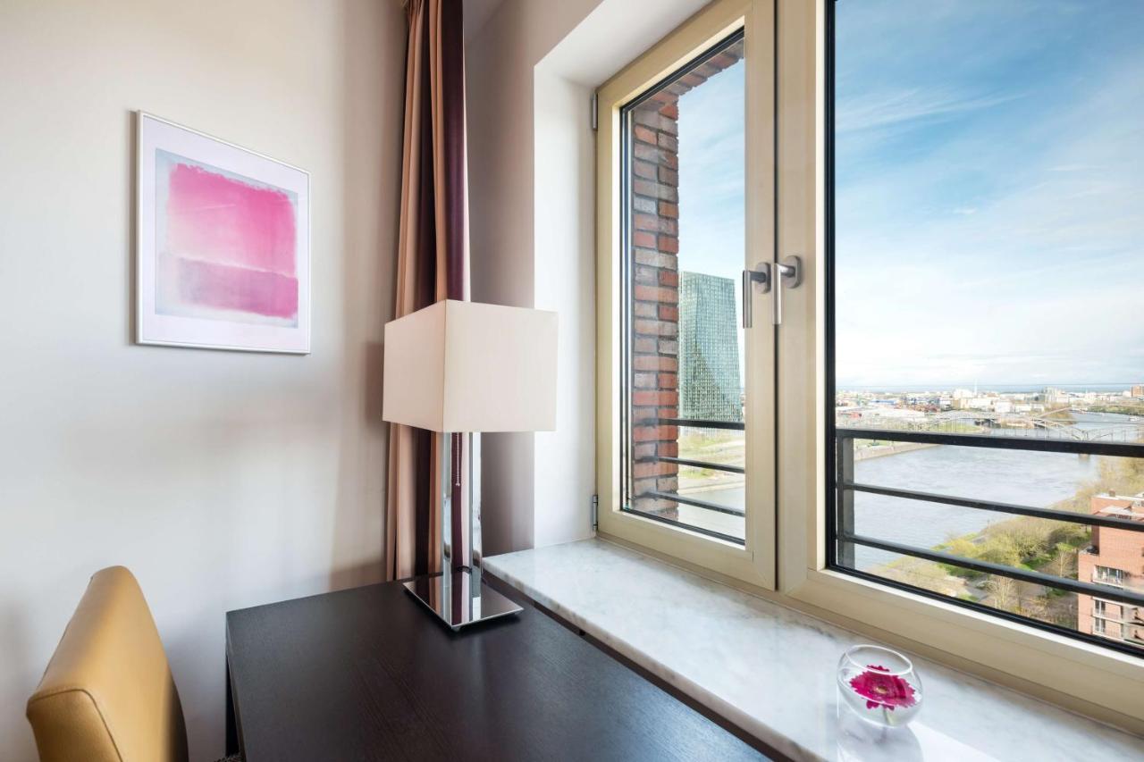 Lindner Hotel Frankfurt Main Plaza, Part Of Jdv By Hyatt Frankfurt am Main Ngoại thất bức ảnh