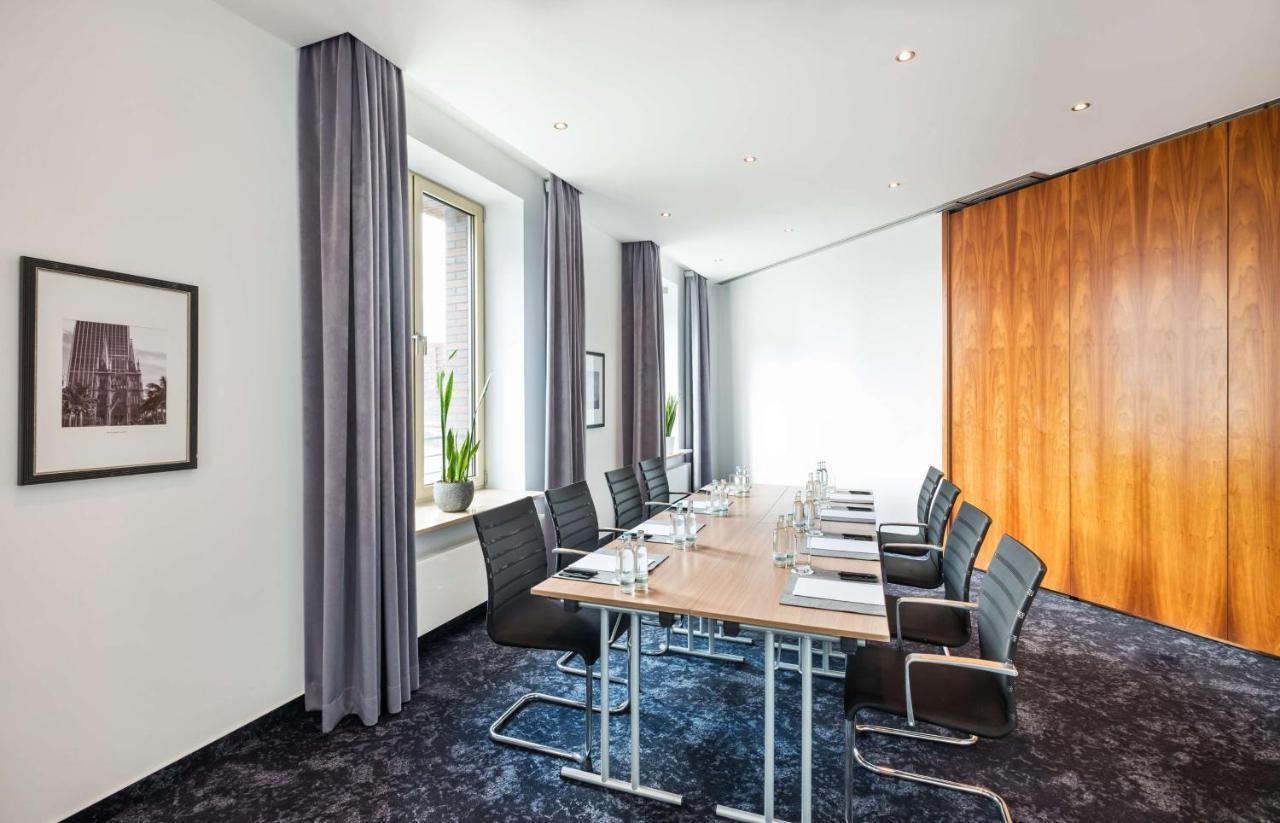 Lindner Hotel Frankfurt Main Plaza, Part Of Jdv By Hyatt Frankfurt am Main Ngoại thất bức ảnh