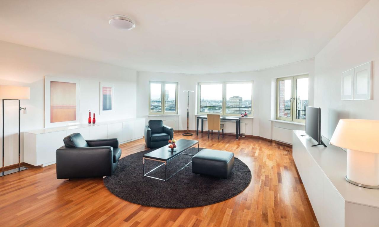 Lindner Hotel Frankfurt Main Plaza, Part Of Jdv By Hyatt Frankfurt am Main Ngoại thất bức ảnh