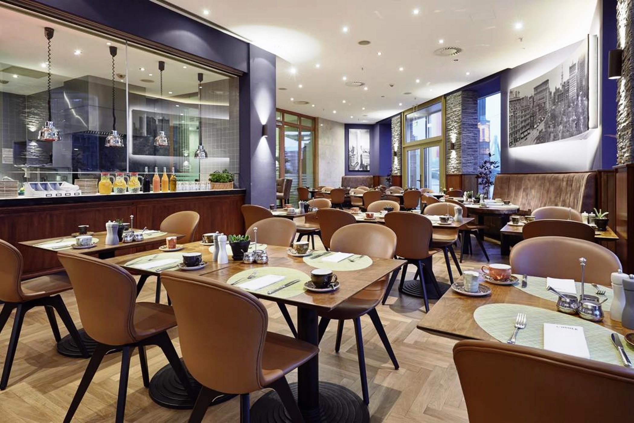 Lindner Hotel Frankfurt Main Plaza, Part Of Jdv By Hyatt Frankfurt am Main Ngoại thất bức ảnh